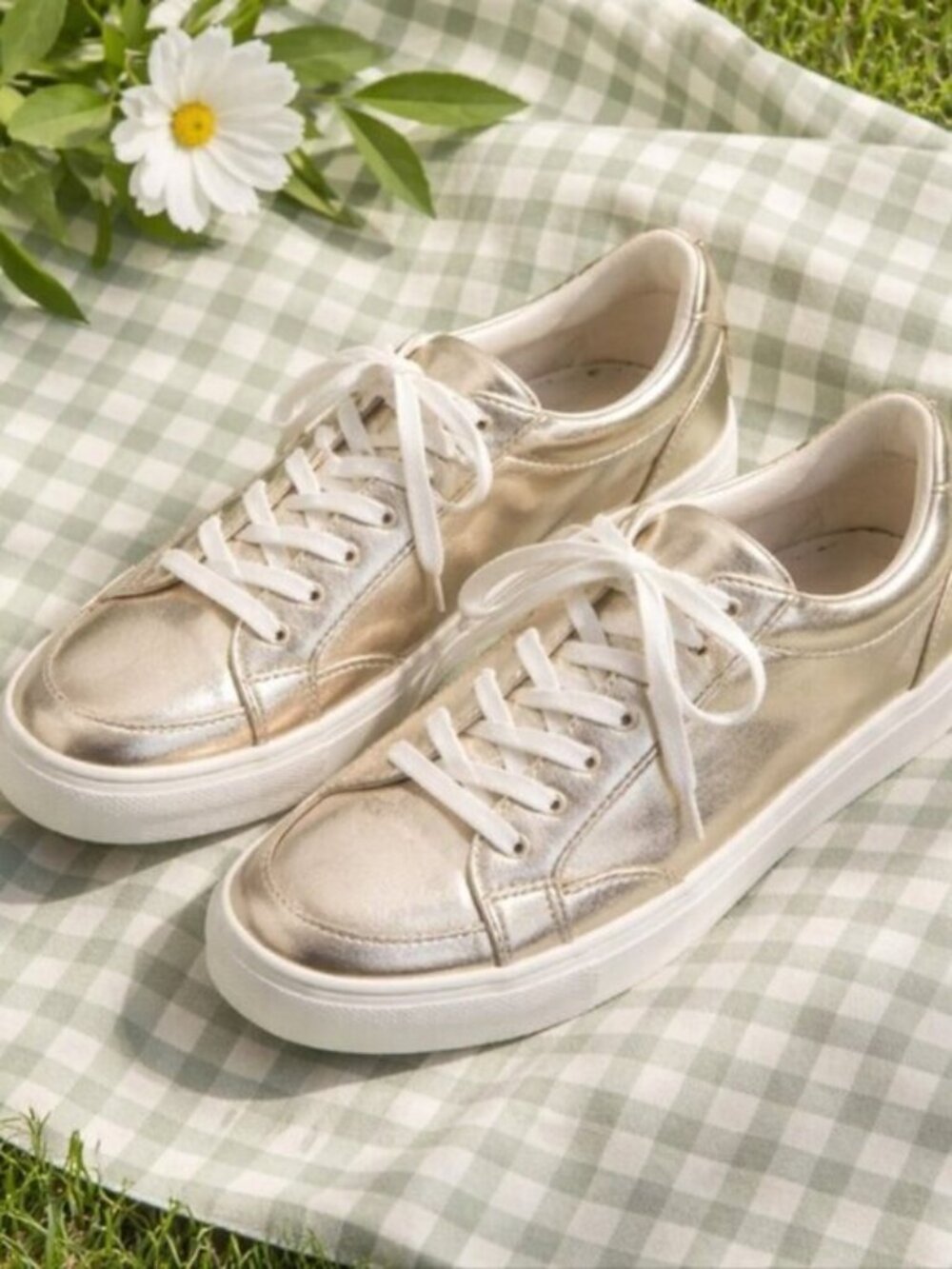 Birdies SZ 8.5 Leather Gold The Cardinal Mica Sneaker Low Top Lace Up Streetwear
